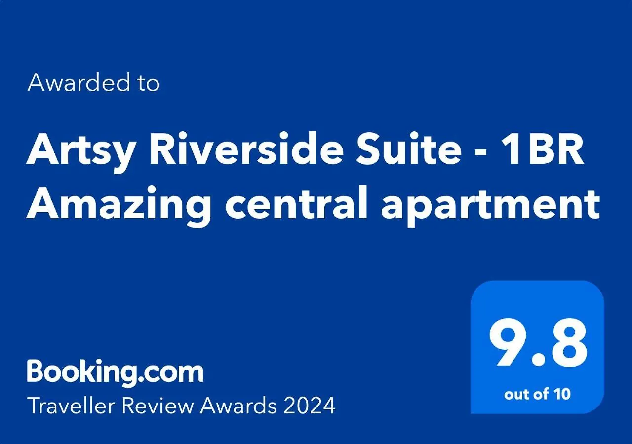 בוקרשט Artsy Riverside Suite - 1Br Amazing Central Apartment
